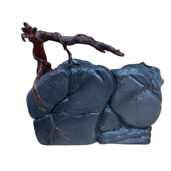 2003 Marvel Lord Of The Rings Battery Operated Rock Formation For Gollum Figure - Picture 4 of 5